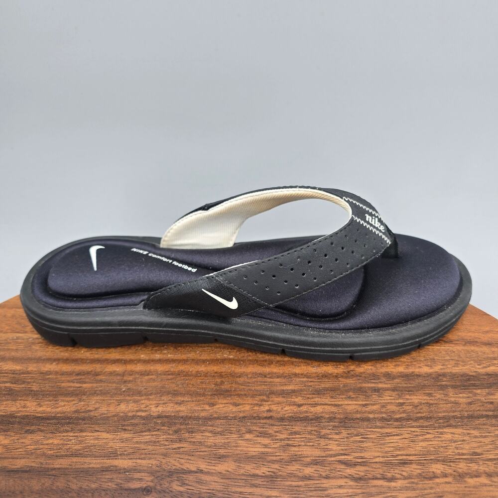 Nike Comfort Footbed Sandals Womens 8 Black Slip On Thong Comfort Cushion Soft